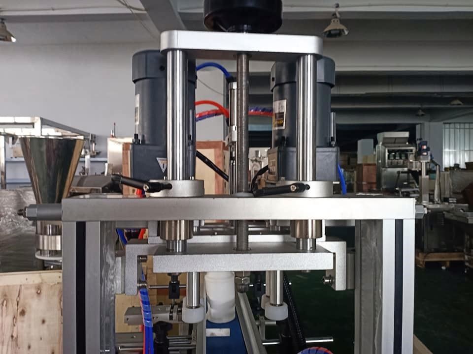 Máquina de fecho de garrafas semiautomática de aço inoxidável Tipo de escritório