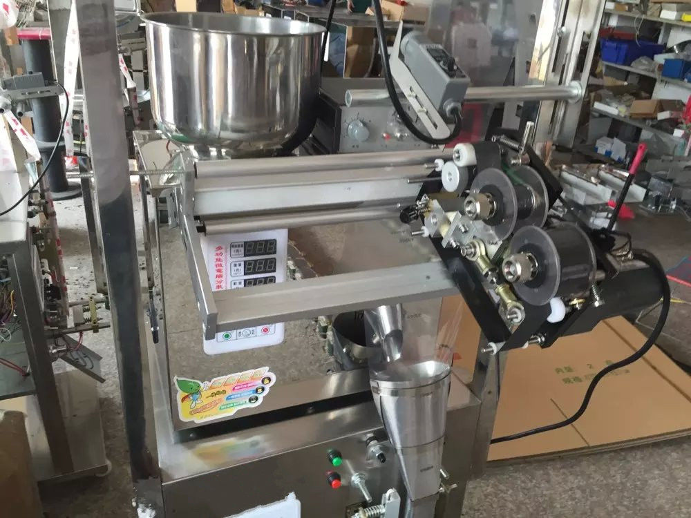 Máquina de embalagem de sacos de chá elétricos semiautomática de aço inoxidável e pó de enchimento com componentes de núcleo de motor confiáveis