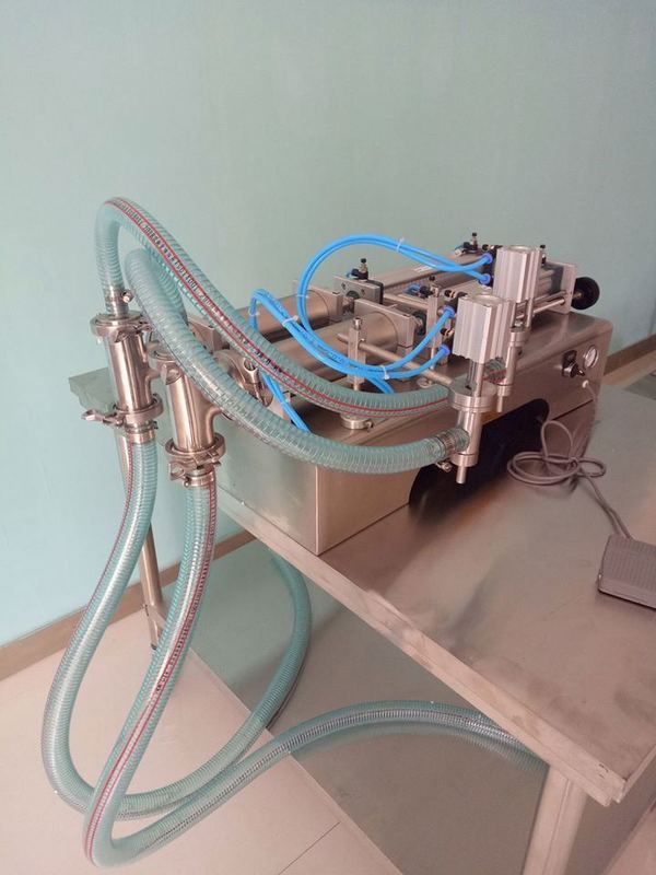 Máquina de Enchimento Pneumática com Bicos Duplos para Enchimento de Shampoo, Óleo, Químicos G1WY-2Y-500