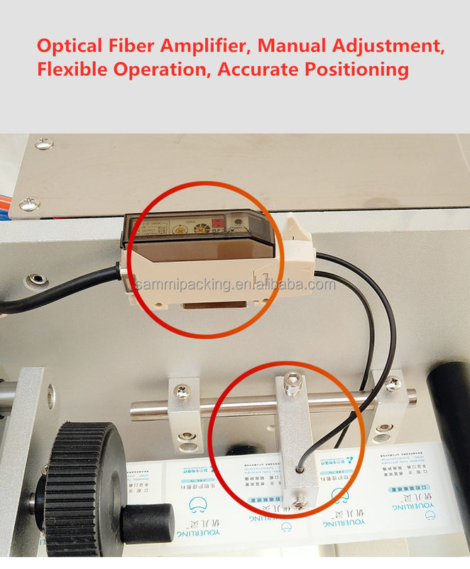 Preço de fábrica Máquina de rotulagem superior e inferior Garrafa quadrada Superfície plana Dispensador de etiquetas adesivo Máquina de raspar etiquetas