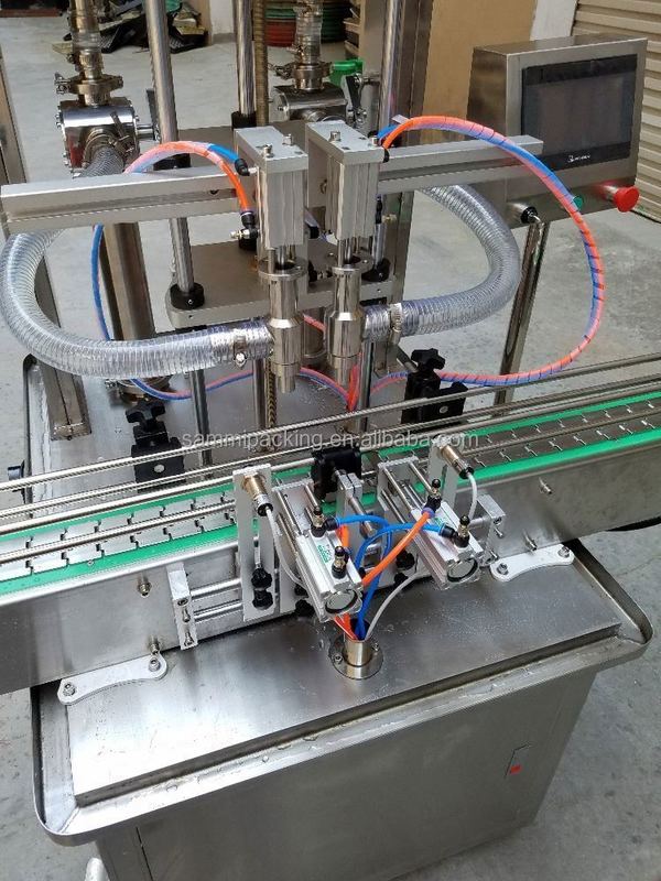 Nova máquina de enchimento de líquido em linha de 4 bocal Automático de enchimento de garrafas para bebidas Suco para alimentação Aplicação embalagem de madeira