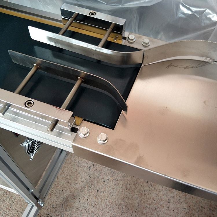 Grátis Máquina de vedação automática de frascos de vidro por indução Tipo de piso Máquina de vedação automática por indução