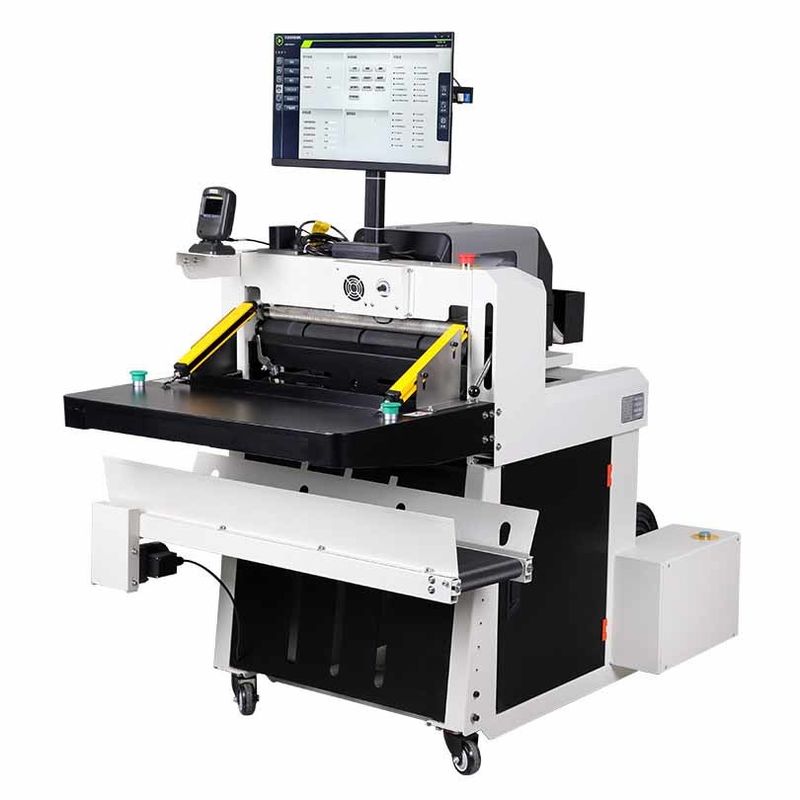 Máquina automática de embalagem em PE preto Express Usada para necessidades diárias Roupas Calçados Bolsos de brinquedos e hardware